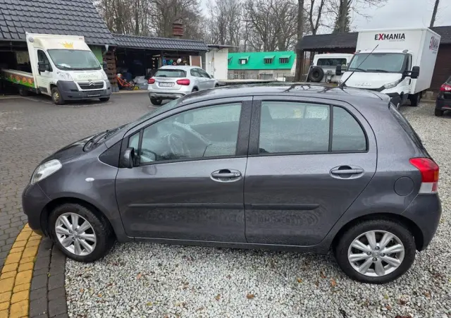 TOYOTA Yaris 1.33 VVT-i Life