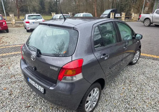 TOYOTA Yaris 1.33 VVT-i Life