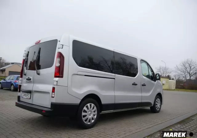 RENAULT Trafic 