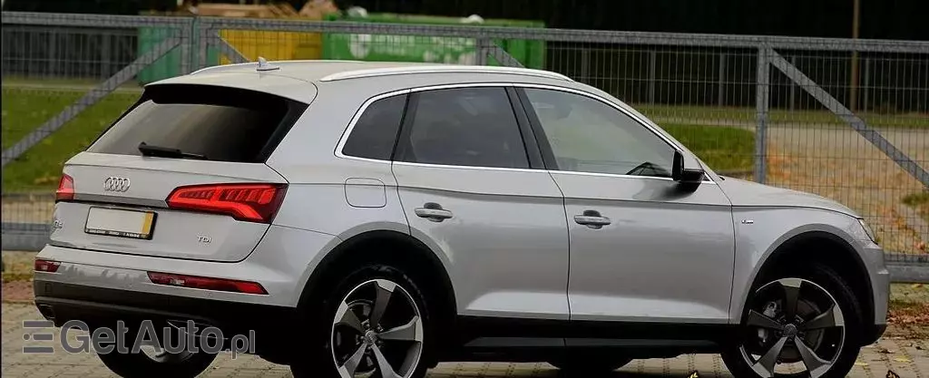 AUDI Q5 