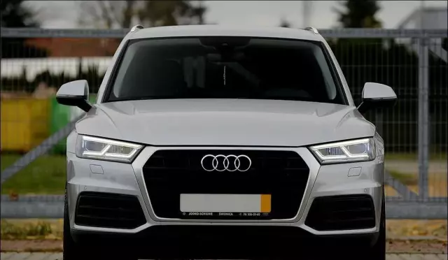 AUDI Q5 