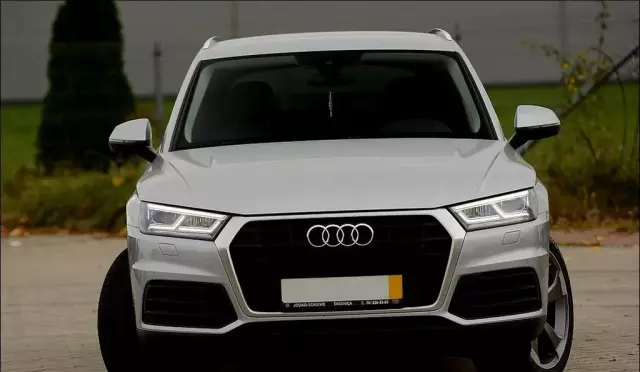 AUDI Q5 