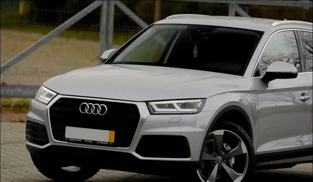 AUDI Q5 