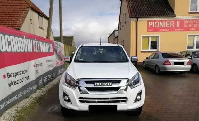 ISUZU D-Max 