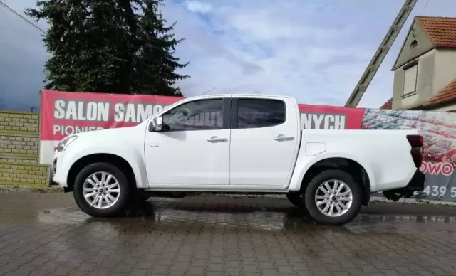 ISUZU D-Max 