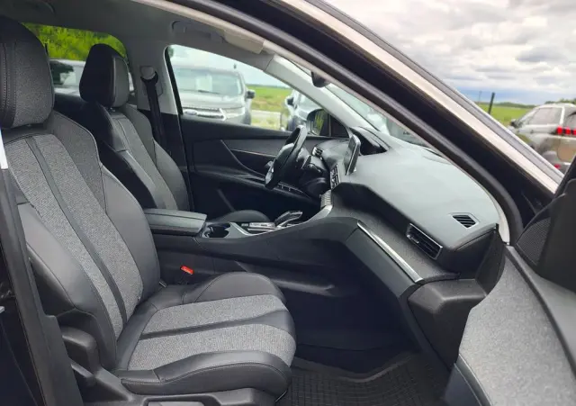 PEUGEOT 3008 BlueHDi 180 Stop & Start EAT8 Allure