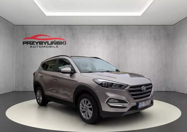 HYUNDAI Tucson 