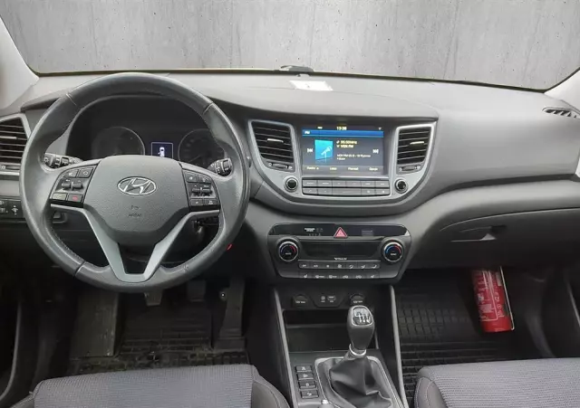 HYUNDAI Tucson 