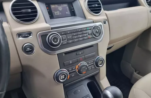 LAND ROVER Discovery 