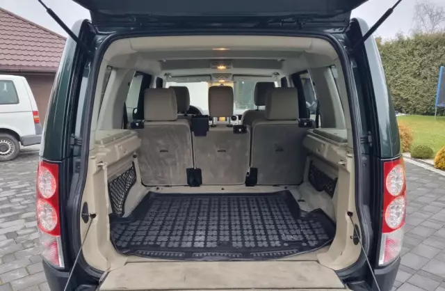 LAND ROVER Discovery 