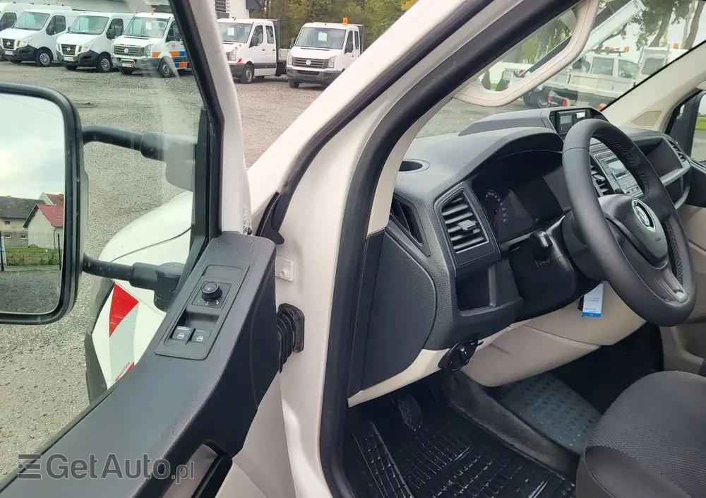 VOLKSWAGEN Transporter t6 doka super stan klima serwisowany 