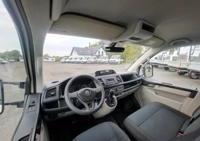 VOLKSWAGEN Transporter t6 doka super stan klima serwisowany 