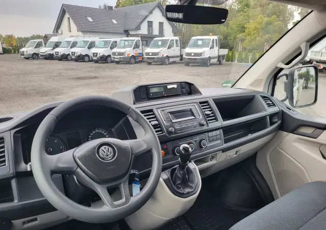 VOLKSWAGEN Transporter t6 doka super stan klima serwisowany 