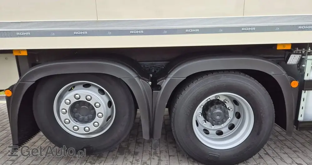 MERCEDES-BENZ MERCEDES-BENZ///ACTROS///2540/// 2017///26000KG///8.15///20 EUROPALET/// CHŁODNIA///CARIER///WINDA///BAR/// OŚ SKRĘTNA///STAN BARDZO DOBRY/// 