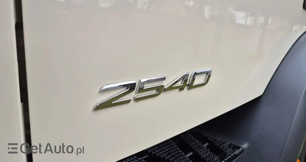 MERCEDES-BENZ MERCEDES-BENZ///ACTROS///2540/// 2017///26000KG///8.15///20 EUROPALET/// CHŁODNIA///CARIER///WINDA///BAR/// OŚ SKRĘTNA///STAN BARDZO DOBRY/// 