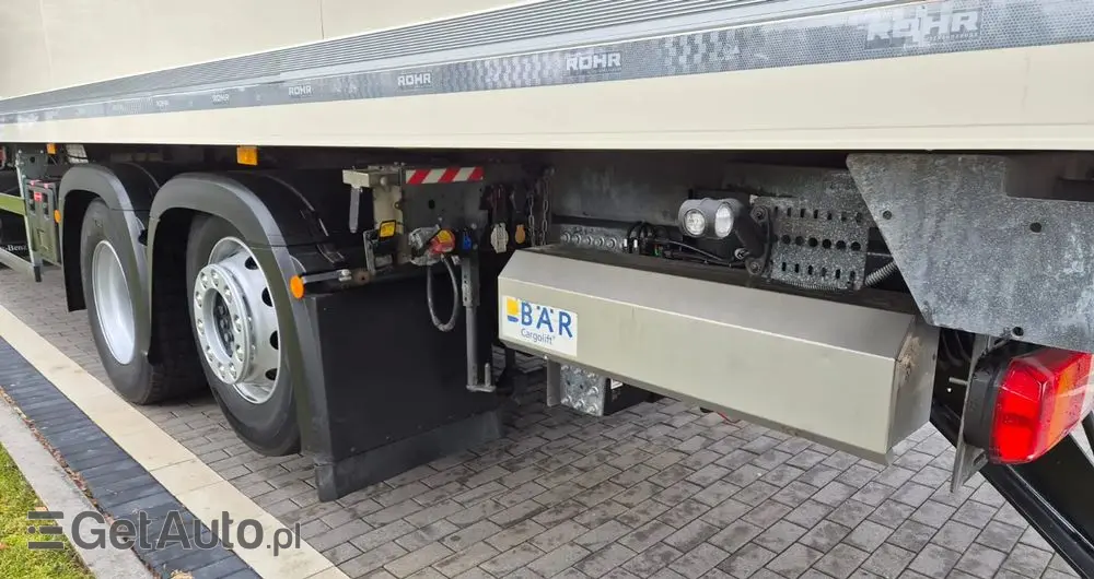 MERCEDES-BENZ MERCEDES-BENZ///ACTROS///2540/// 2017///26000KG///8.15///20 EUROPALET/// CHŁODNIA///CARIER///WINDA///BAR/// OŚ SKRĘTNA///STAN BARDZO DOBRY/// 