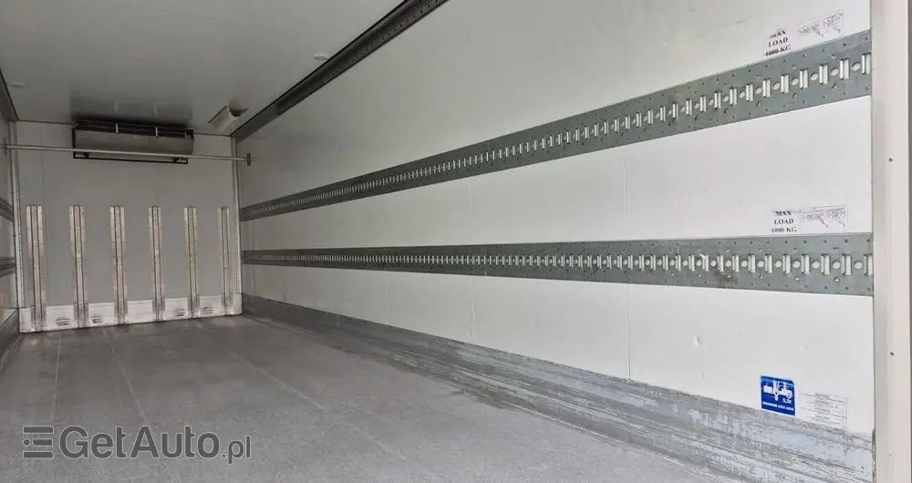 MERCEDES-BENZ MERCEDES-BENZ///ACTROS///2540/// 2017///26000KG///8.15///20 EUROPALET/// CHŁODNIA///CARIER///WINDA///BAR/// OŚ SKRĘTNA///STAN BARDZO DOBRY/// 