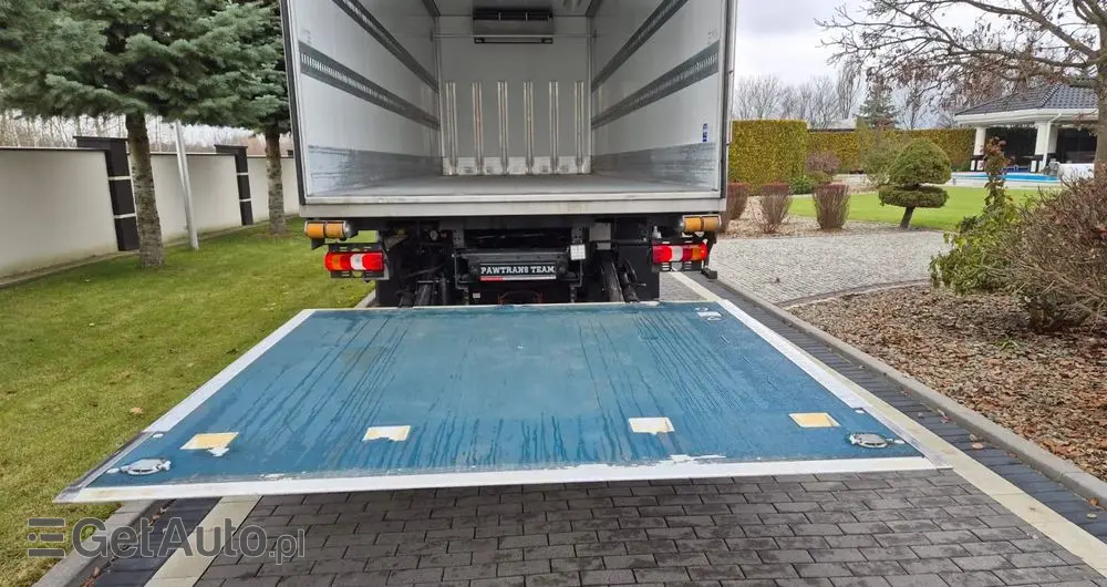 MERCEDES-BENZ MERCEDES-BENZ///ACTROS///2540/// 2017///26000KG///8.15///20 EUROPALET/// CHŁODNIA///CARIER///WINDA///BAR/// OŚ SKRĘTNA///STAN BARDZO DOBRY/// 