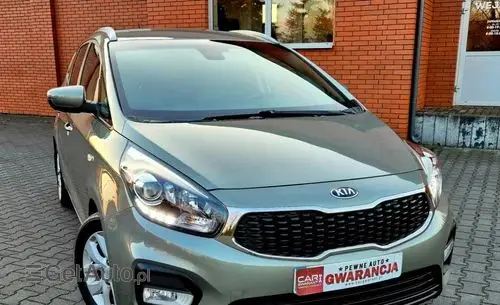 KIA Carens 