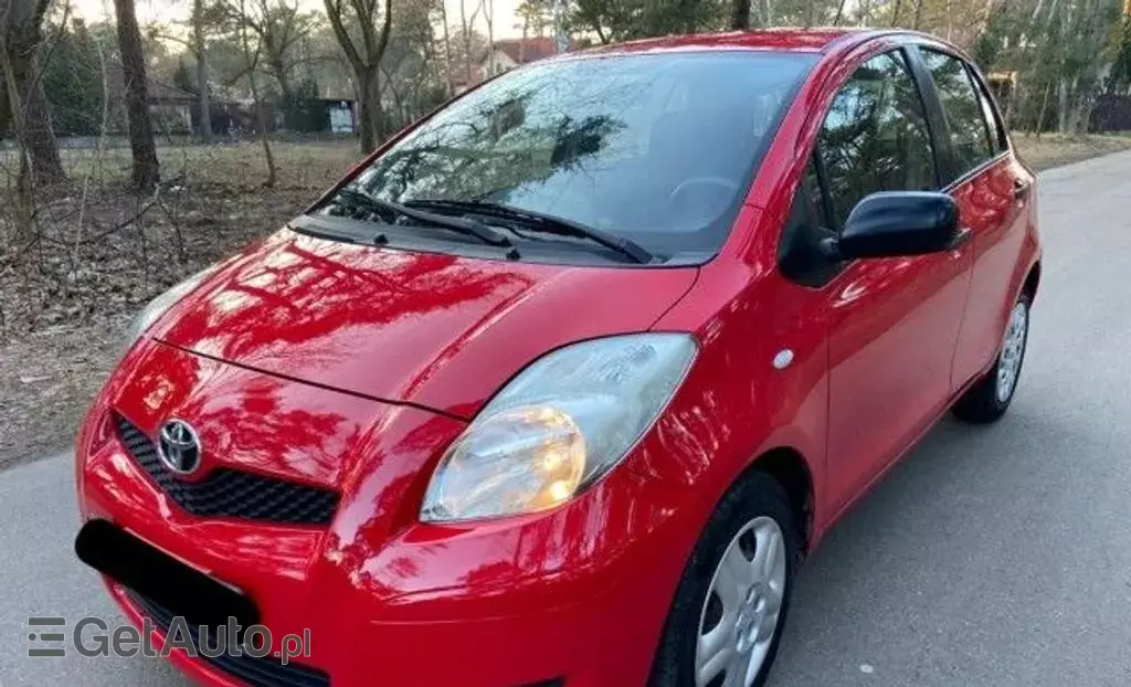 TOYOTA Yaris 