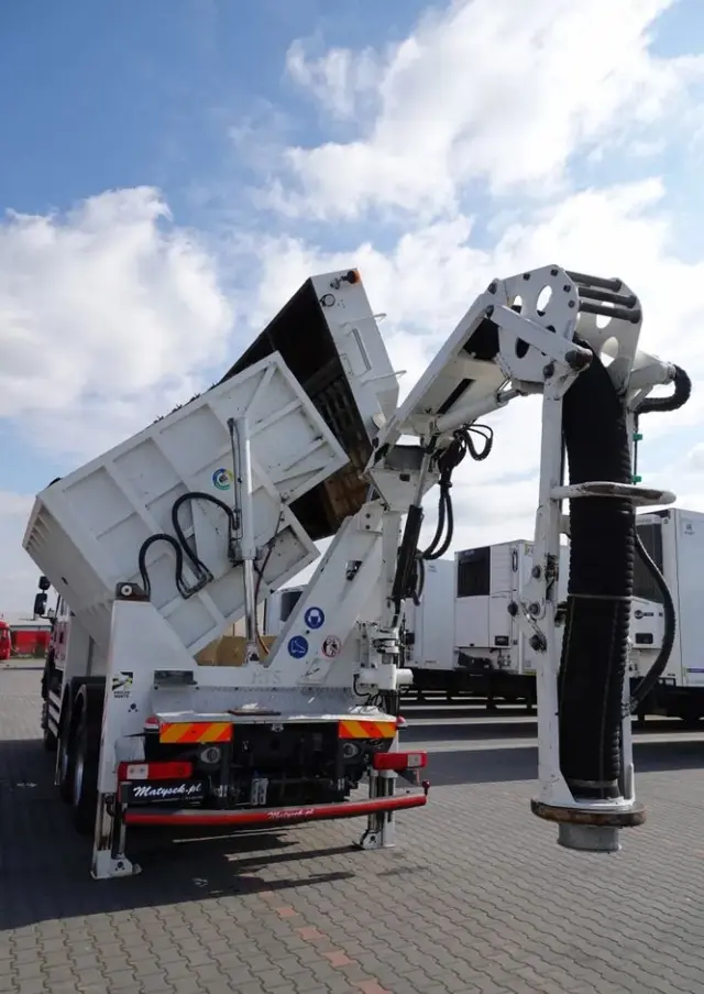 RENAULT KERAX 450 / 6x4 / KOPARKA SSAĄCA / MTS SAUGBAGGER 3A11T /ASENIZACYJNY / ŁADOWARKA PRÓŻNIOWA / WUKO / MŁOT / STEROWANIE RADIOWE 