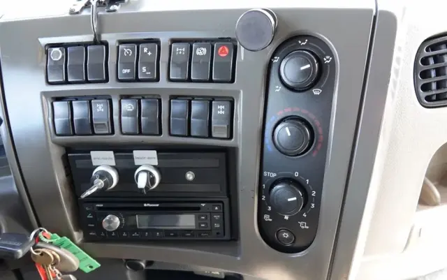 RENAULT KERAX 450 / 6x4 / KOPARKA SSAĄCA / MTS SAUGBAGGER 3A11T /ASENIZACYJNY / ŁADOWARKA PRÓŻNIOWA / WUKO / MŁOT / STEROWANIE RADIOWE 