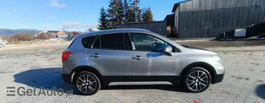 SUZUKI S-cross 