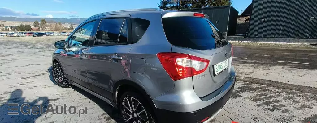 SUZUKI S-cross 