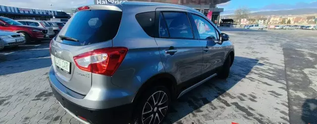 SUZUKI S-cross 