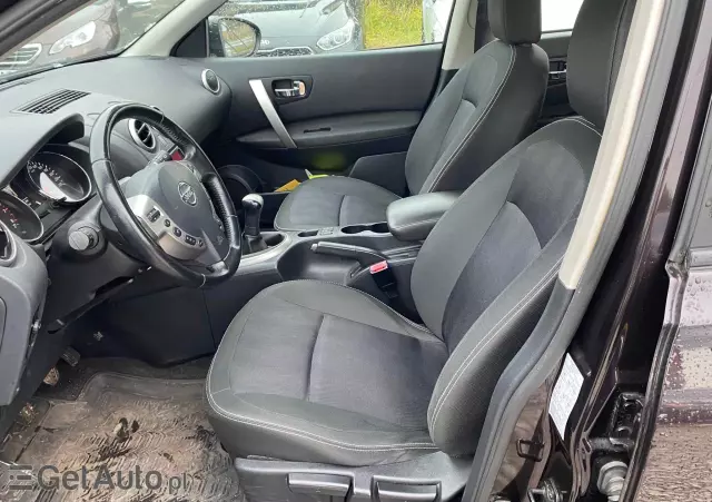 NISSAN Qashqai 1.6 360