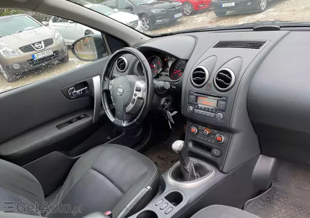 NISSAN Qashqai 1.6 360