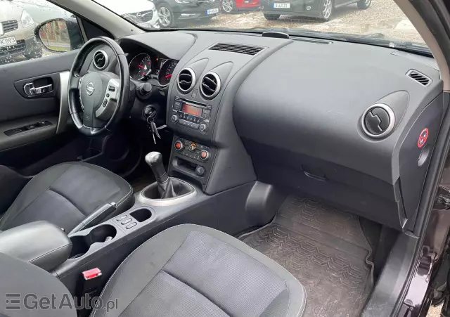 NISSAN Qashqai 1.6 360