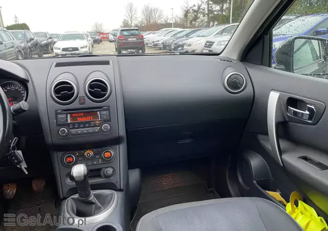 NISSAN Qashqai 1.6 360