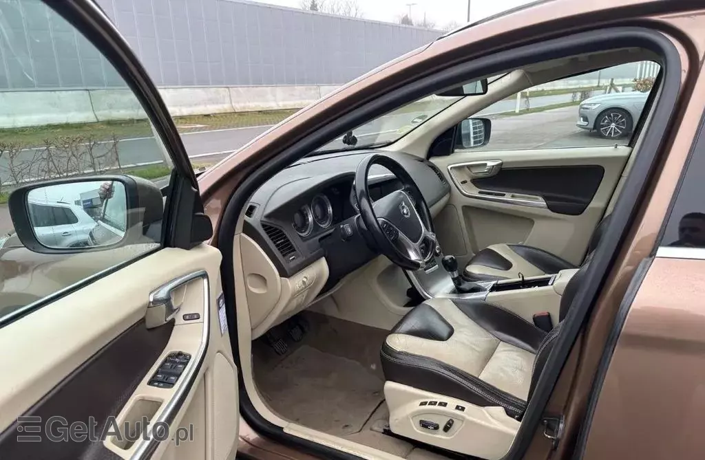VOLVO Xc 60 