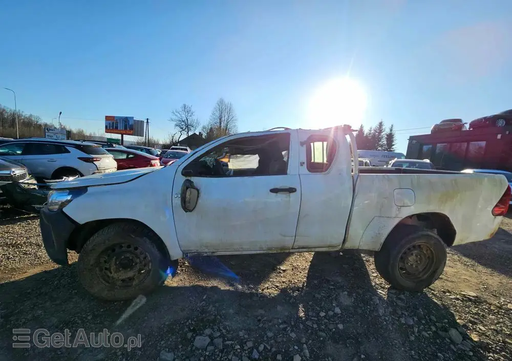 TOYOTA Hilux 