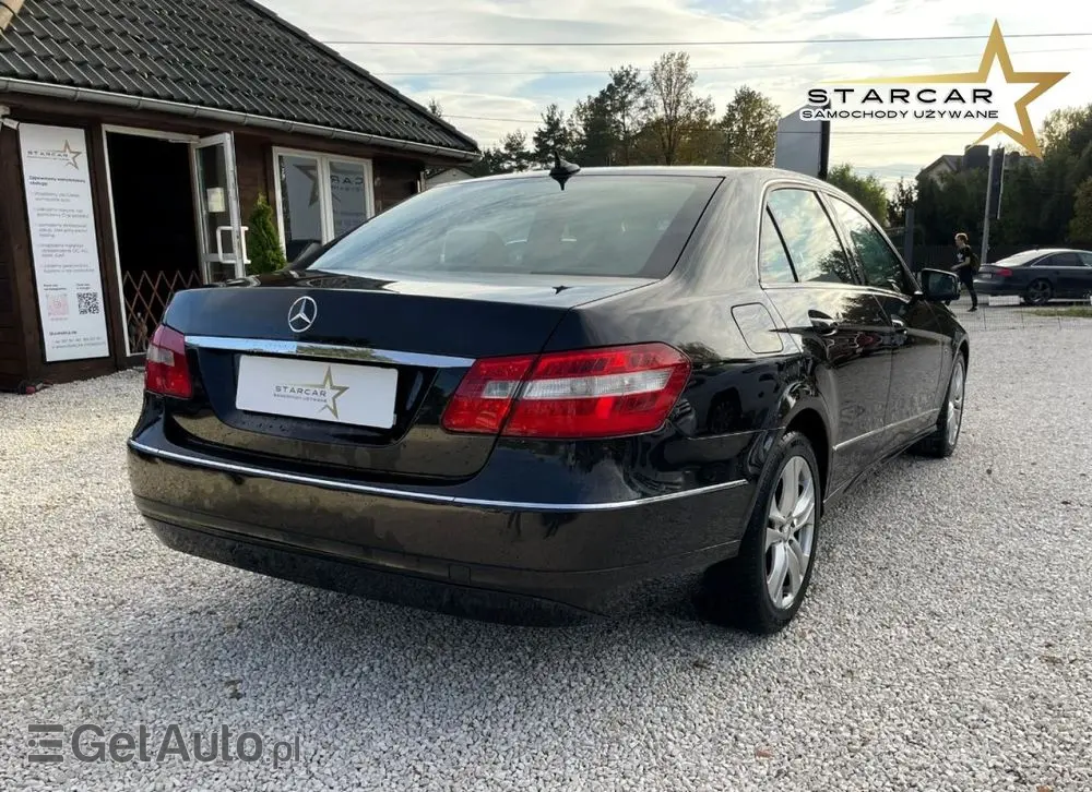 MERCEDES-BENZ Klasa E 200 BlueTEC 7G-TRONIC Elegance