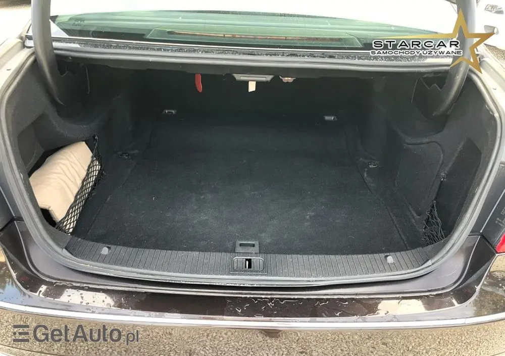 MERCEDES-BENZ Klasa E 200 BlueTEC 7G-TRONIC Elegance