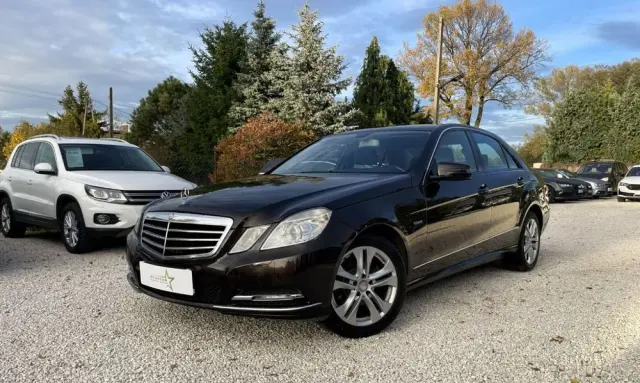 MERCEDES-BENZ Klasa E 200 BlueTEC 7G-TRONIC Elegance