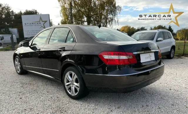 MERCEDES-BENZ Klasa E 200 BlueTEC 7G-TRONIC Elegance