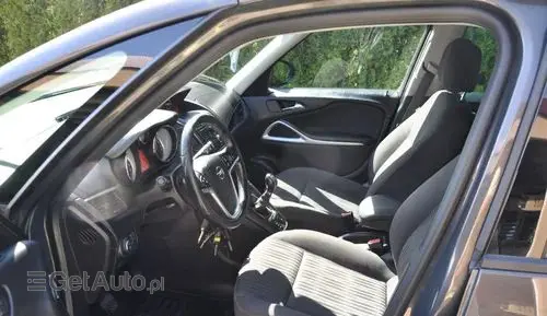 OPEL Zafira 