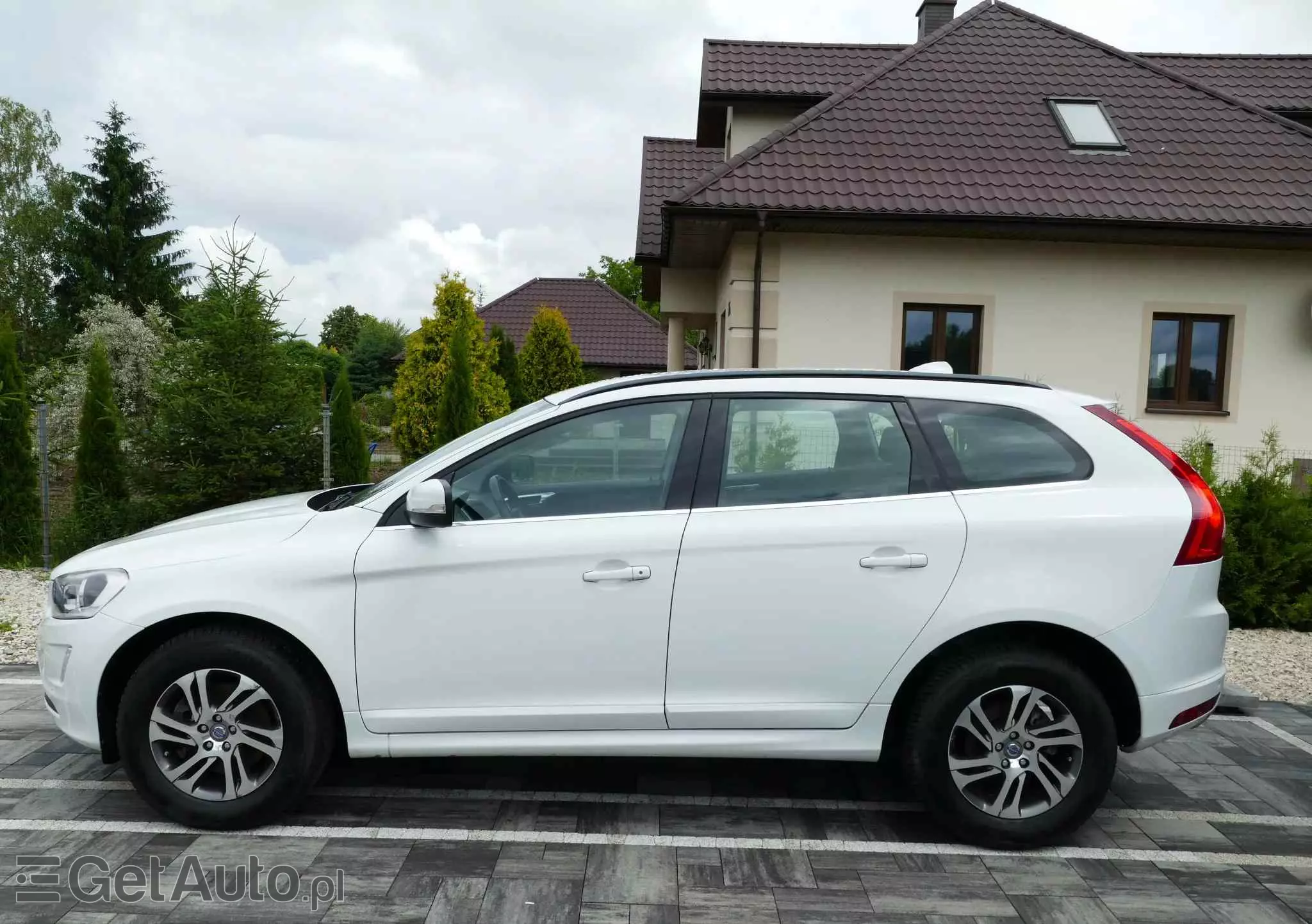 VOLVO XC 60 D4 Geartronic Momentum