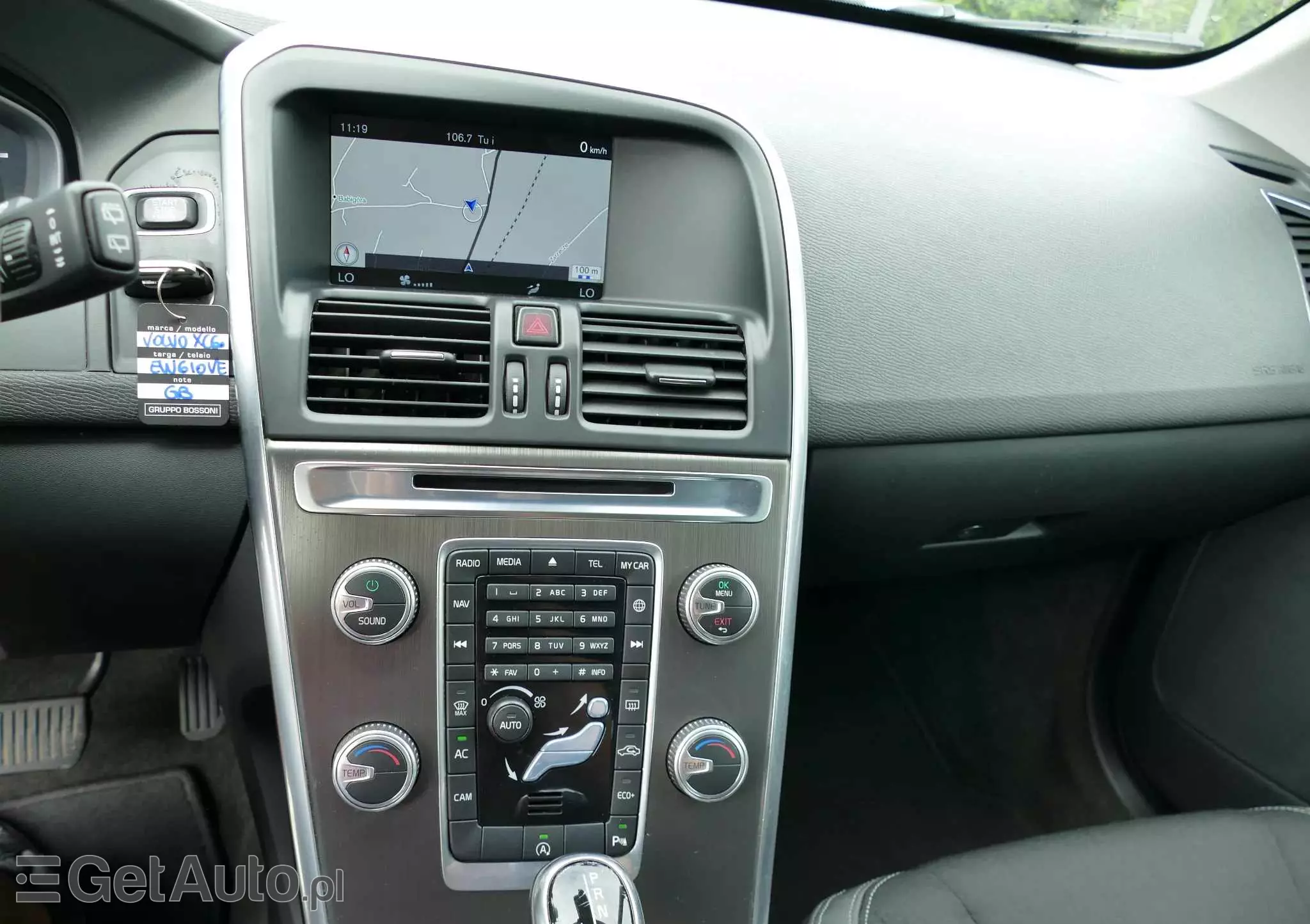 VOLVO XC 60 D4 Geartronic Momentum