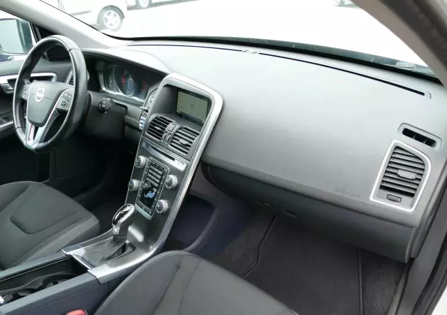 VOLVO XC 60 D4 Geartronic Momentum