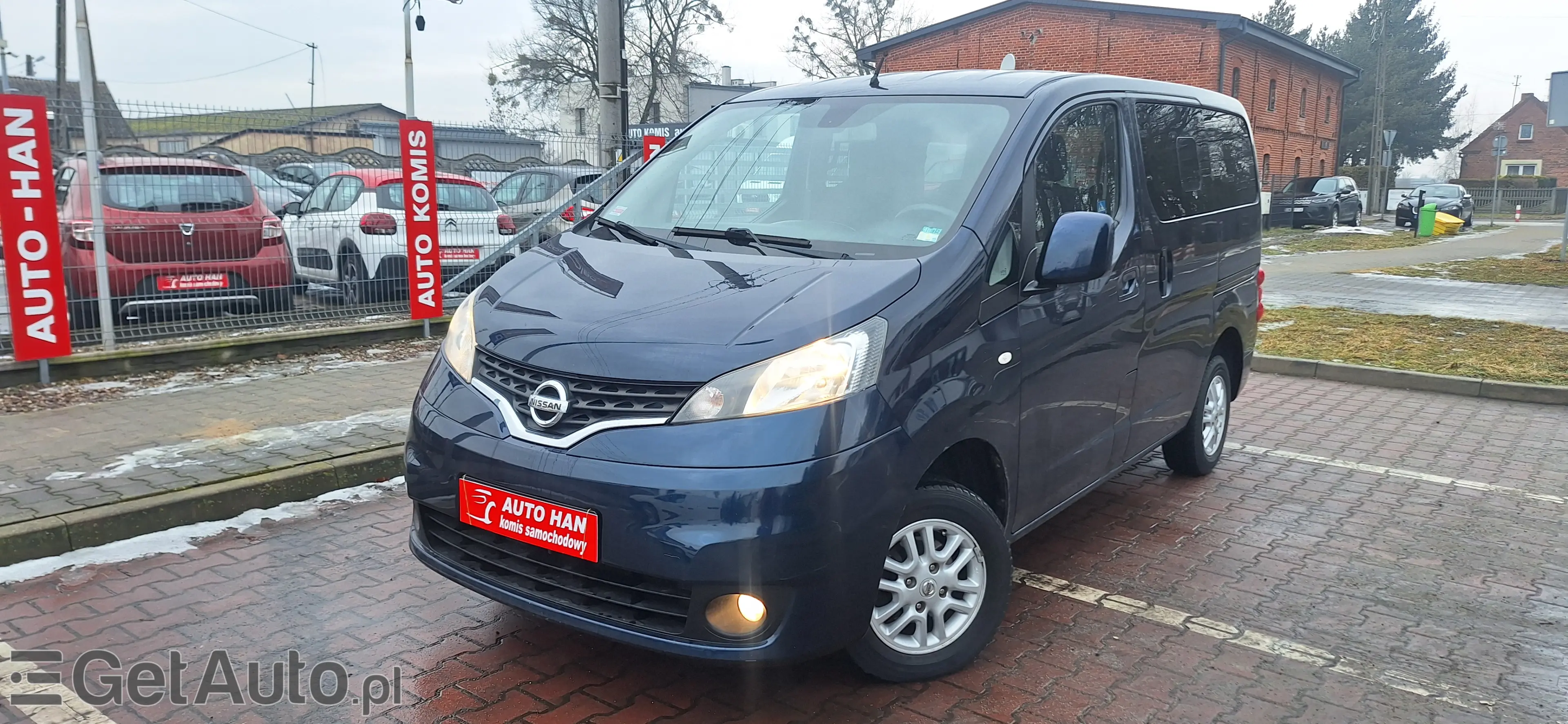 NISSAN NV200 
