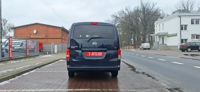 NISSAN NV200 