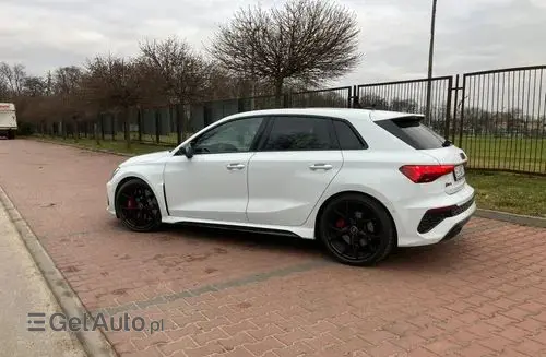 AUDI Rs3 
