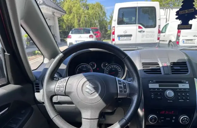 SUZUKI SX4 