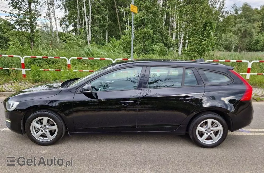 VOLVO V60 D2 Kinetic