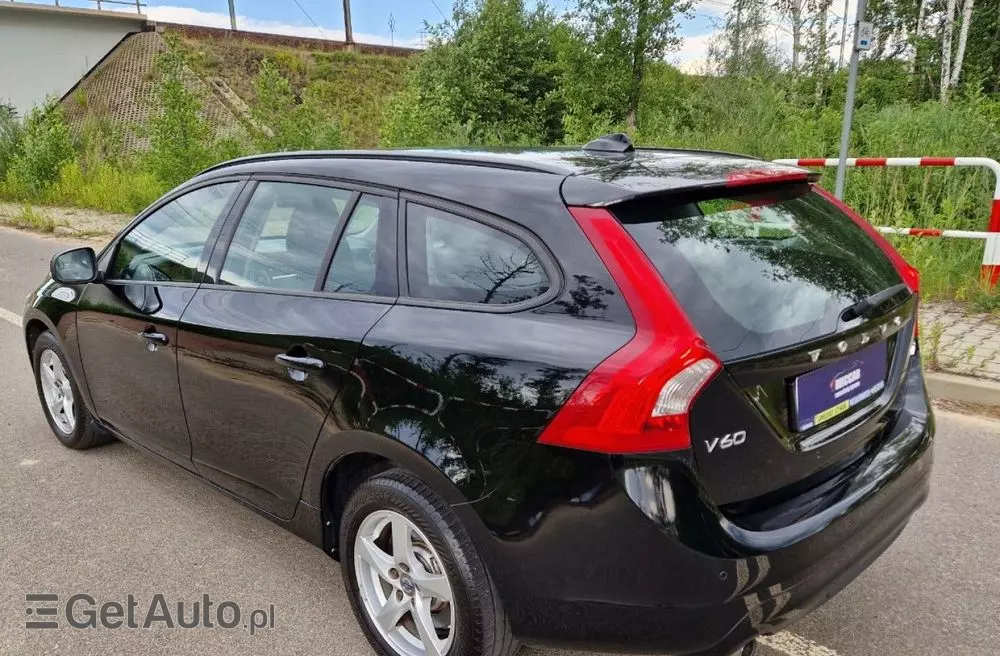 VOLVO V60 D2 Kinetic