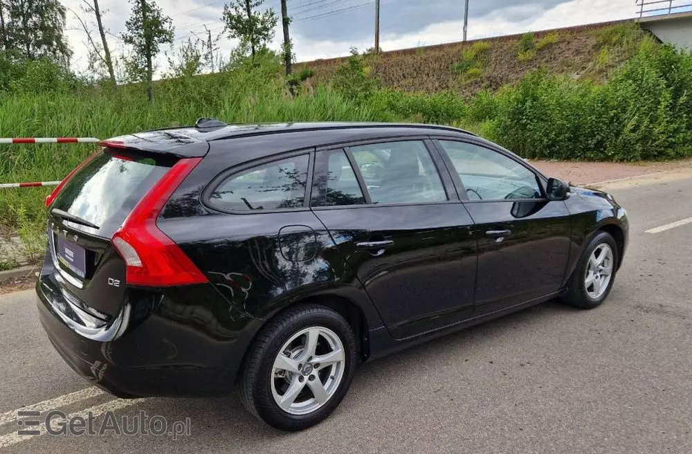 VOLVO V60 D2 Kinetic